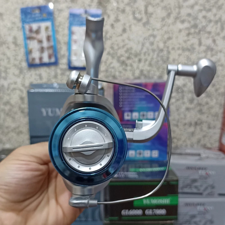 چرخ ماهیگیری 6000 برند یوموشی مدل SA6000 مناسب برای چوب ماهیگیری لنسر ماهیگیری