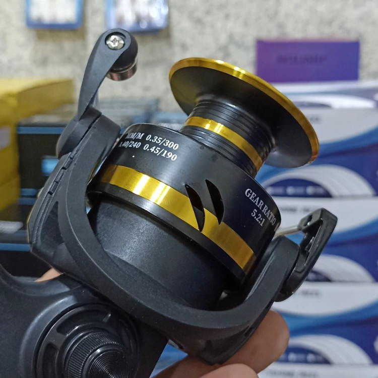 چرخ ماهیگیری 7000 برند بیلیش مدل SM7000 مناسب برای چوب ماهیگیری لنسر ماهیگیری