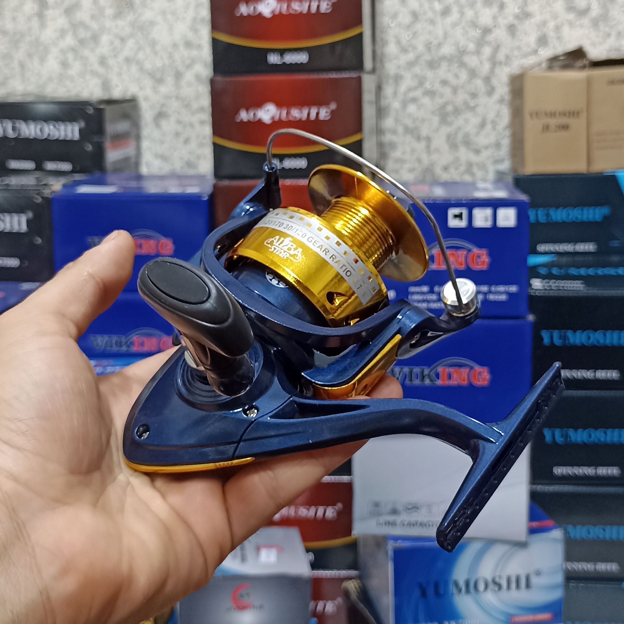 چرخ ماهیگیری 7000 برند آلبااستار مدل YE gold 7000 مناسب برای چوب ماهیگیری لنسر ماهیگیری