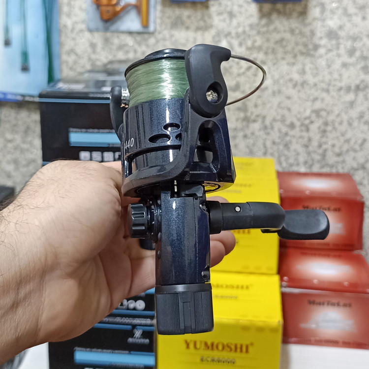 چرخ ماهیگیری اقتصادی برند کبری به همراه نخ مدل CB4000 مناسب برای چوب ماهیگیری لنسر ماهیگیری