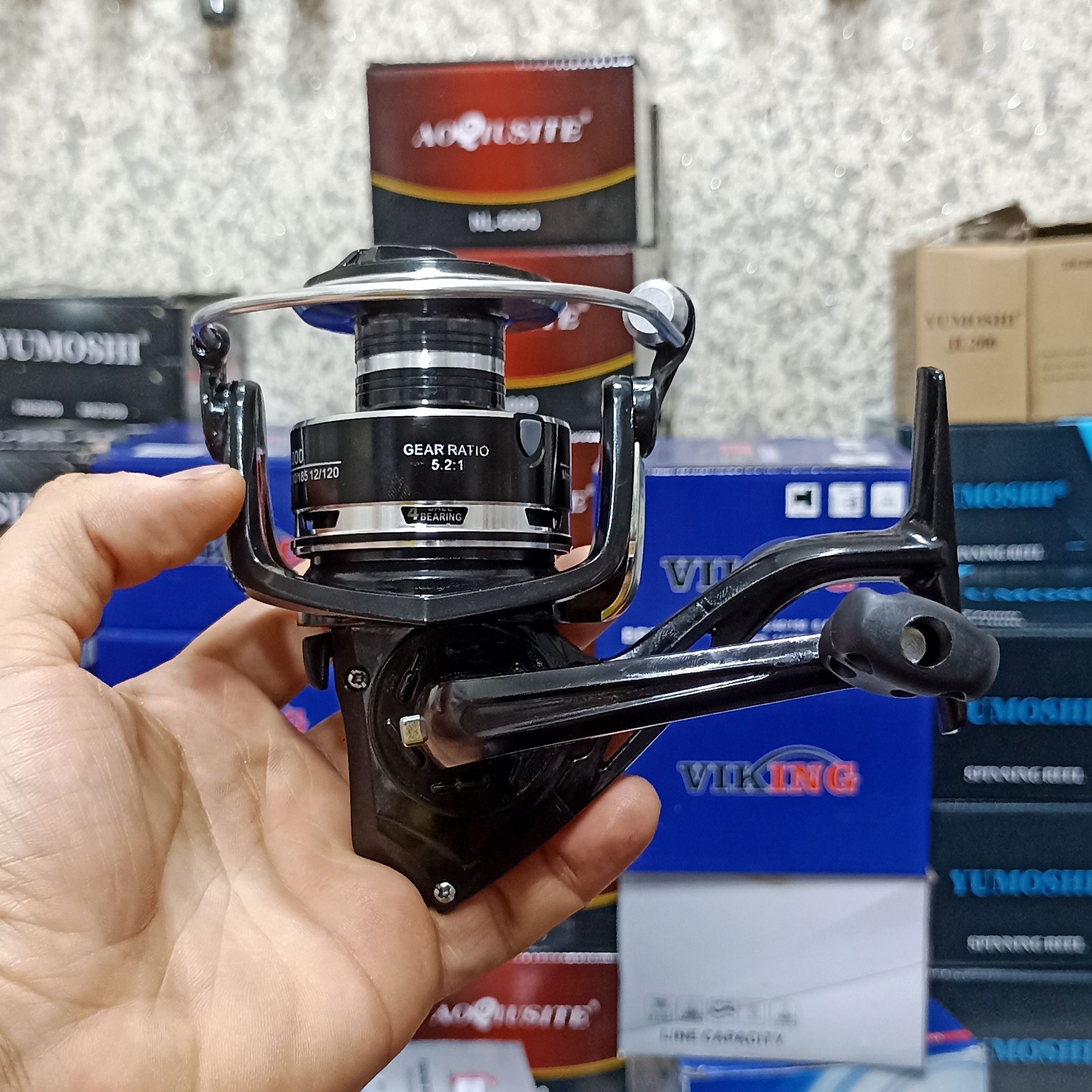 چرخ ماهیگیری 6000 برند مستر مدل AC black 6000 مناسب برای چوب ماهیگیری لنسر ماهیگیری